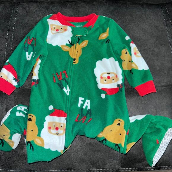 Carter's Santa Christmas pajamas size 12 Mos - Picture 1 of 6